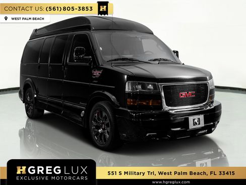 Used 2023 GMC Savana 2500 image 1