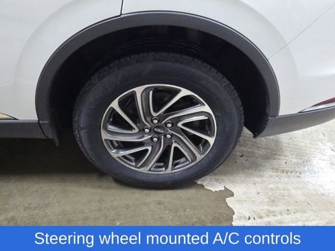 Certified 2023 Lincoln Aviator AWD w/ Elements Package image 15