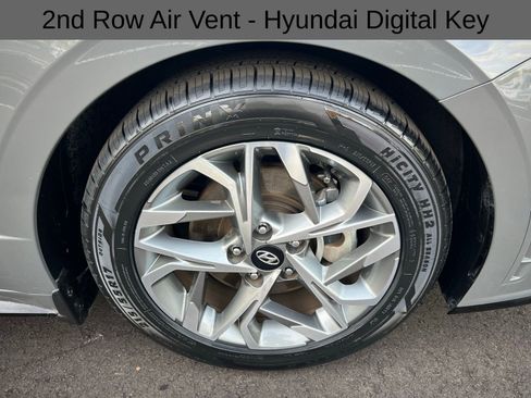 Used 2023 Hyundai Sonata SEL w/ Convenience Package image 16