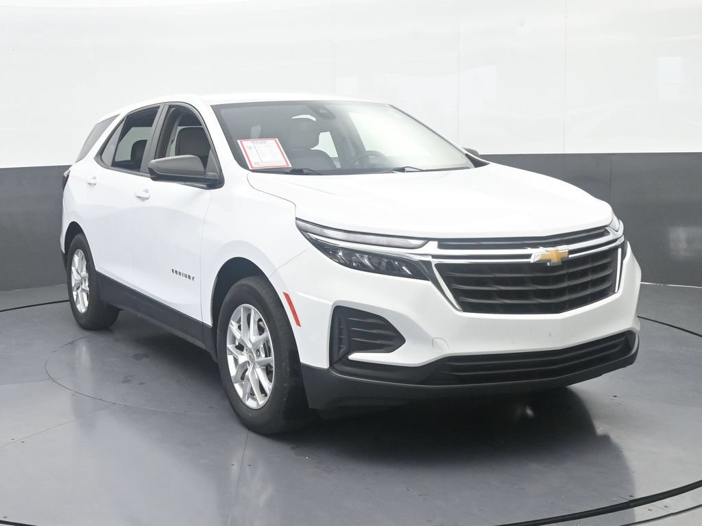 Used 2024 Chevrolet Equinox LS w/ LS Convenience Package FWD image 9