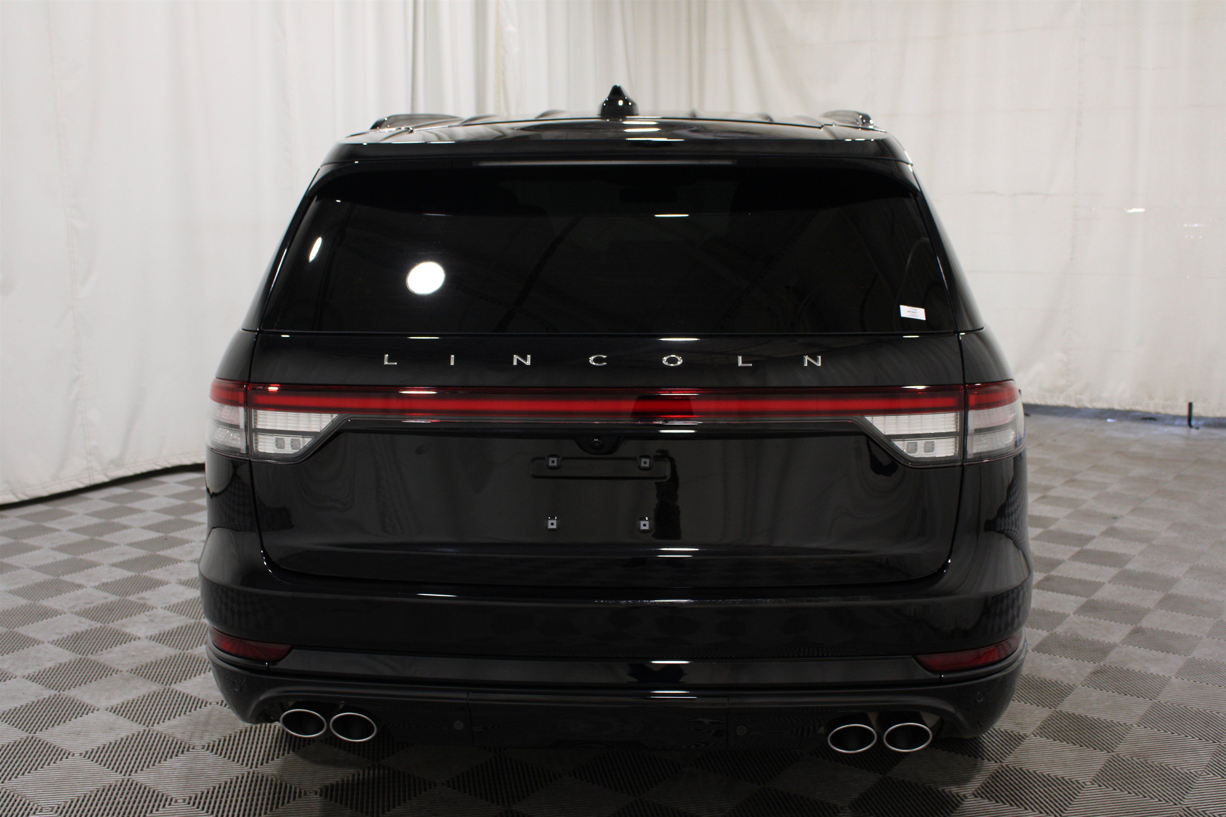 Certified 2026 Lincoln Aviator Reserve AWD/4WD image 35