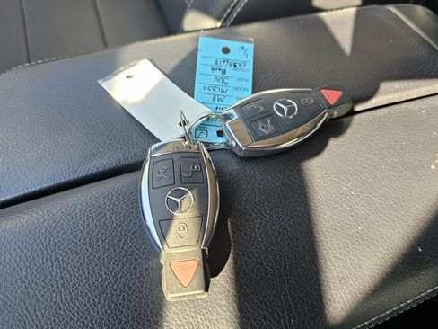 Used 2014 Mercedes-Benz ML 350 2WD w/ Premium 1 Package image 34