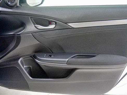 Used 2019 Honda Civic EX image 32