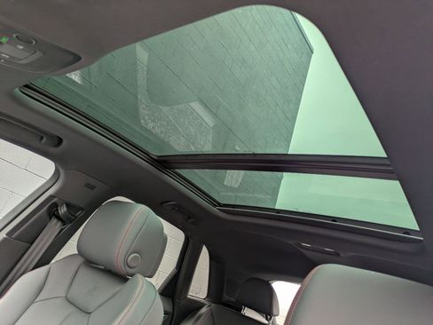 Used 2025 Audi Q3 2.0T Premium Plus w/ Premium Plus Package image 21