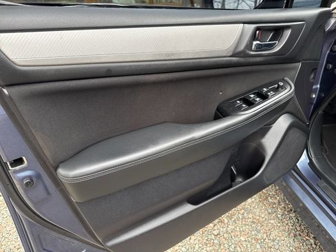Used 2018 Subaru Legacy 2.5i Premium AWD/4WD image 9