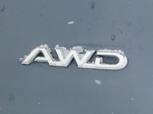 Used 2024 Toyota Grand Highlander XLE image 19