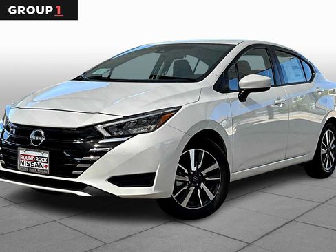 Used 2025 Nissan Versa SV w/ Trunk Package FWD image 1