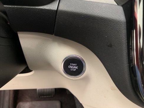 Certified 2023 Volvo XC40 B5 Plus w/ Driver Assist Package image 16