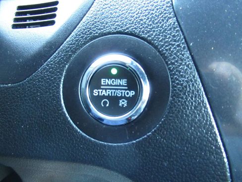 Used 2018 Ford Explorer Limited w/ Equipment Group 301A image 31