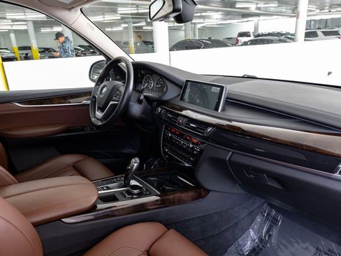 Used 2015 BMW X5 xDrive50i image 28