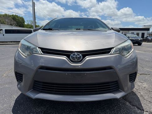 Used 2016 Toyota Corolla LE FWD image 2