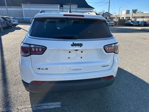 Used 2017 Jeep Compass Latitude w/ Popular Equipment Group image 7