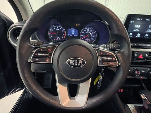 Used 2020 Kia Forte LXS FWD image 30