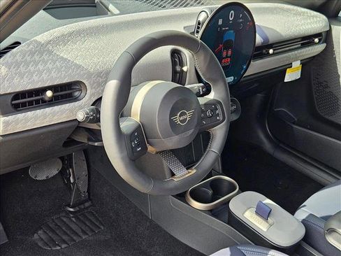 Used 2025 MINI Cooper S image 3