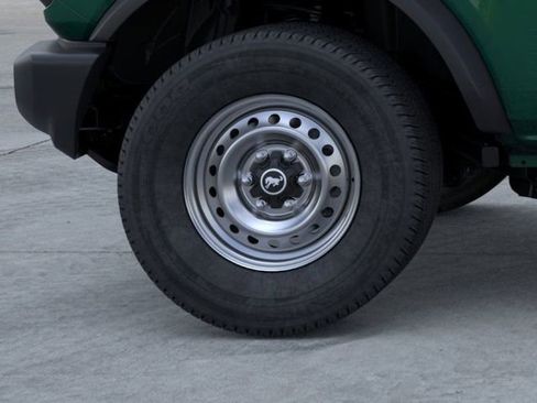 New 2025 Ford Bronco 4-Door AWD/4WD image 22