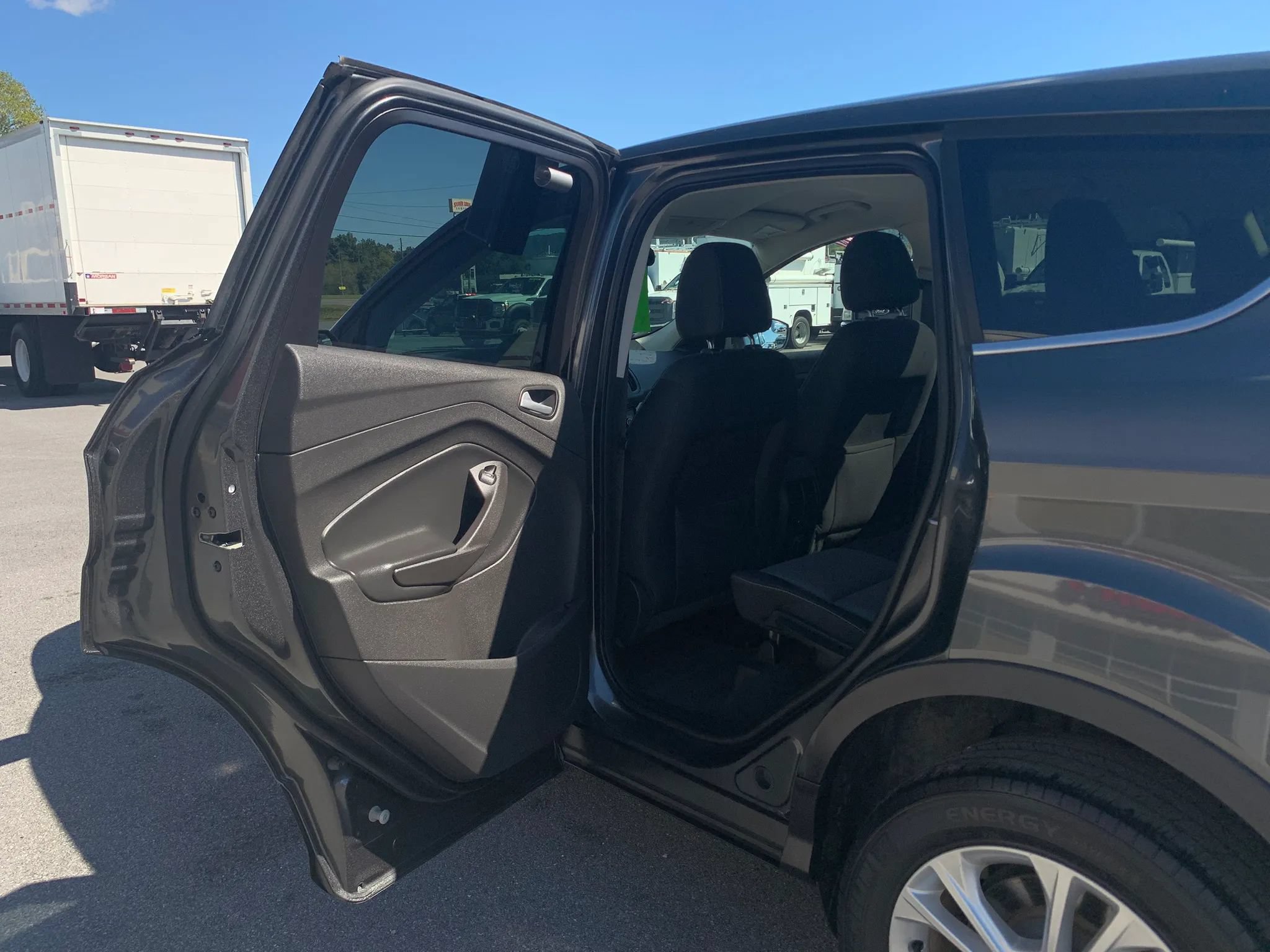 Used 2017 Ford Escape SE AWD/4WD image 24