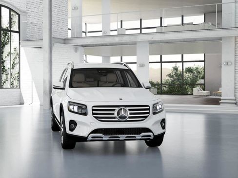 New 2025 Mercedes-Benz GLB 250 4MATIC image 19