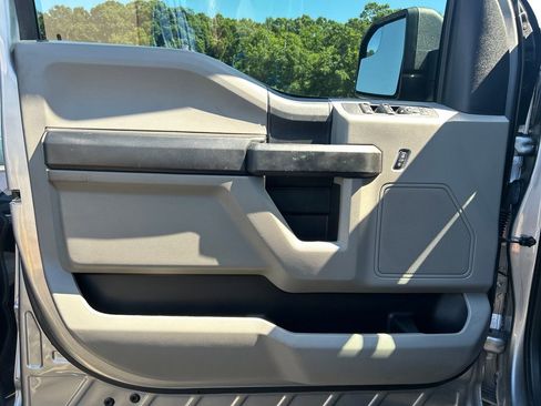 Used 2020 Ford F150 XL w/ Equipment Group 101A Mid RWD image 8