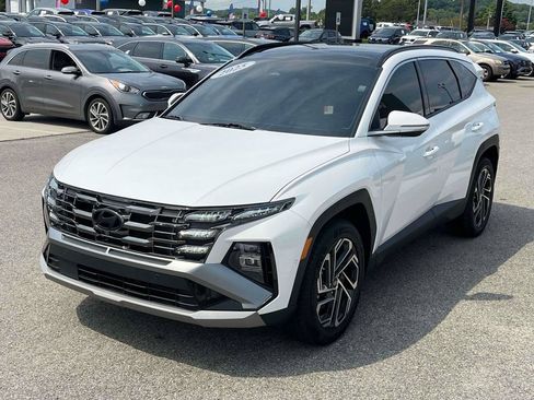 Used 2025 Hyundai Tucson Limited AWD/4WD image 34