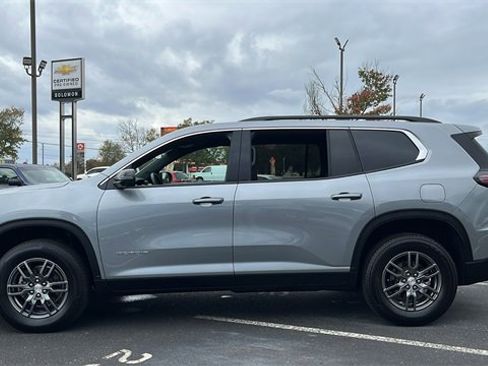 Certified 2025 GMC Acadia Elevation image 4