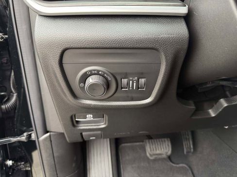 New 2026 Jeep Grand Cherokee Altitude image 29