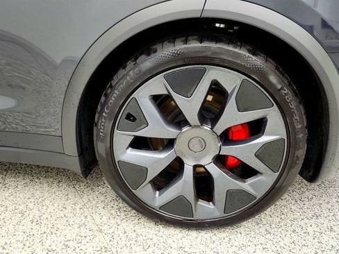 Used 2026 Tesla Model X Plaid image 9