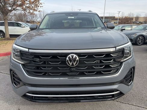 New 2026 Volkswagen Atlas SEL Premium R-Line AWD/4WD image 2