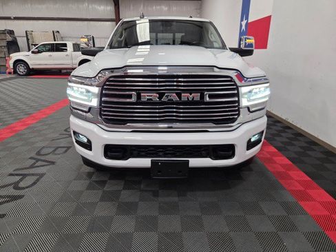 Used 2024 RAM 2500 Laramie AWD/4WD image 22
