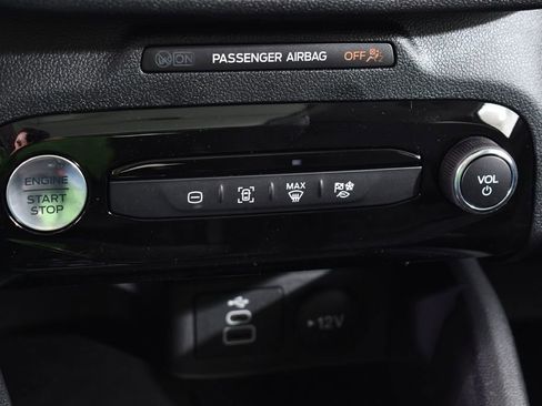 New 2026 Ford Escape SE w/ Class II Trailer Tow Package image 30