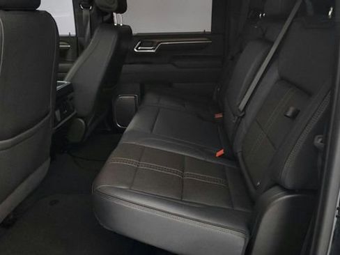 Used 2025 Chevrolet Silverado 2500 High Country w/ Midnight Edition image 18