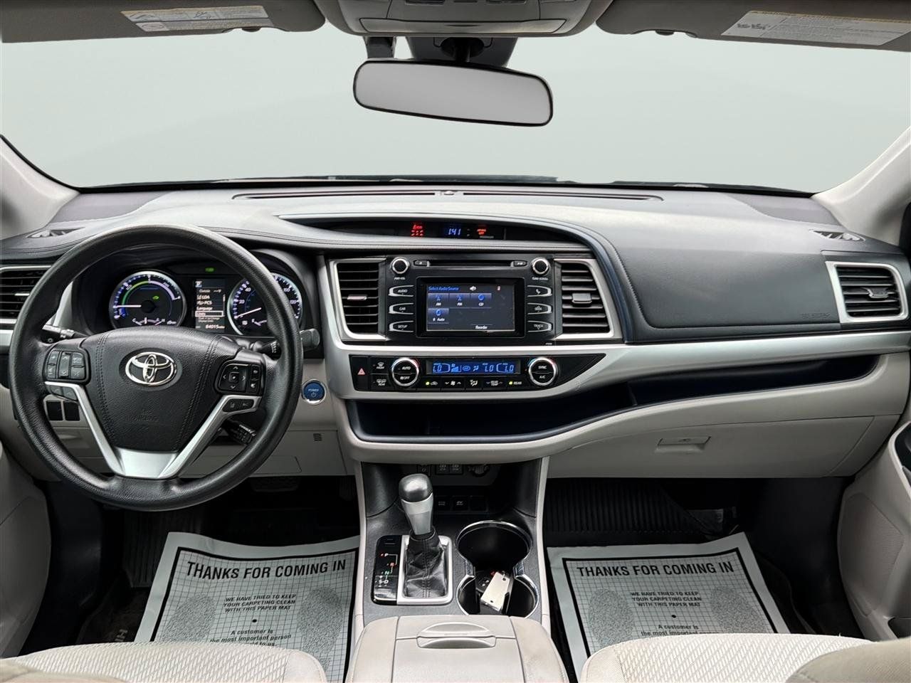 Used 2017 Toyota Highlander LE AWD/4WD image 20