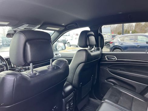 Used 2021 Jeep Grand Cherokee Laredo X image 29