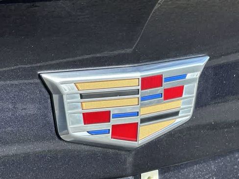Used 2023 Cadillac XT4 Sport w/ Sun And Sound Package AWD/4WD image 29