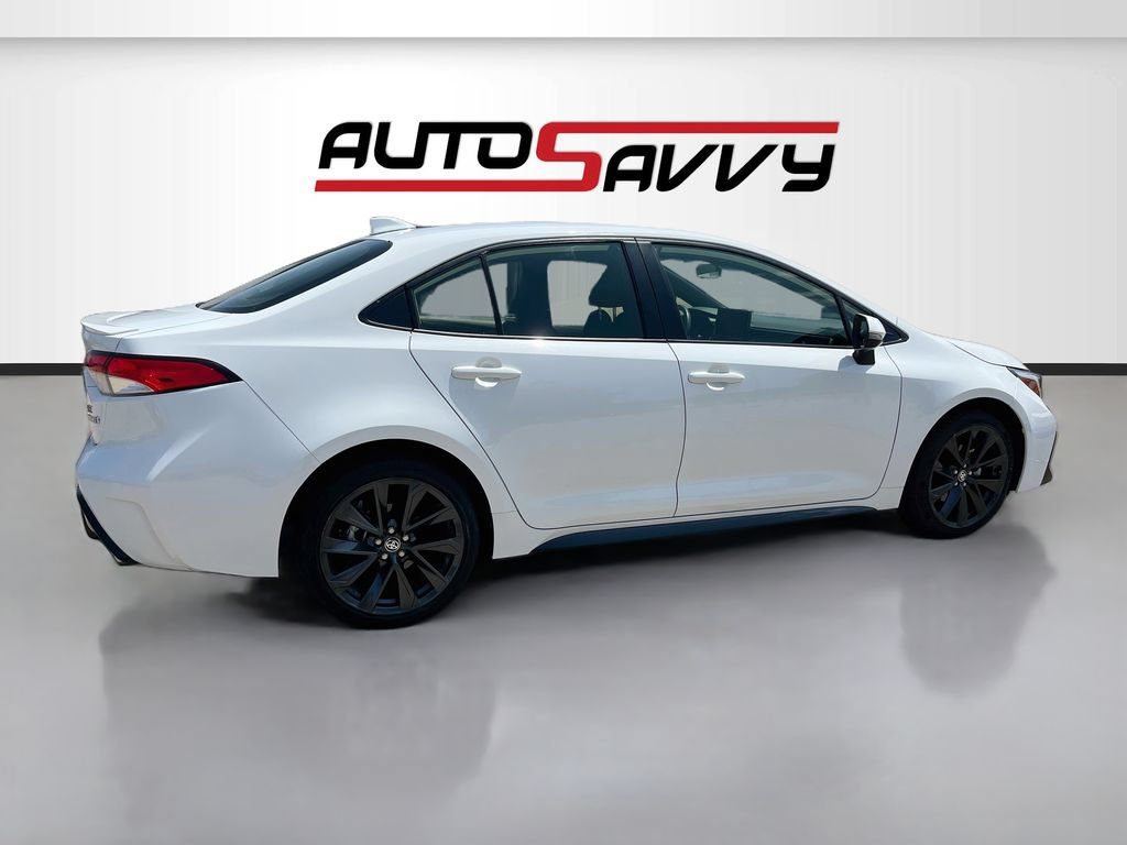 Used 2024 Toyota Corolla SE FWD image 7