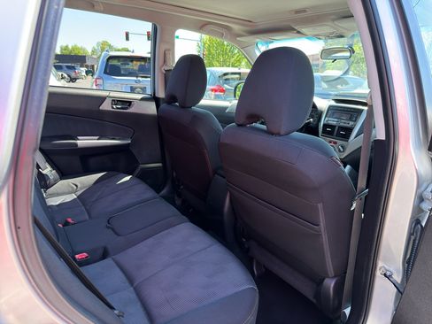 Used 2010 Subaru Forester 2.5X Premium AWD/4WD image 19