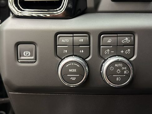 Used 2026 GMC Sierra 1500 AT4X AWD/4WD image 31