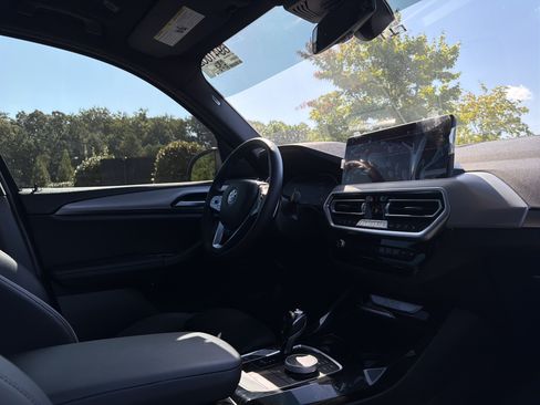 Used 2024 BMW X3 sDrive30i w/ Premium Package RWD image 6