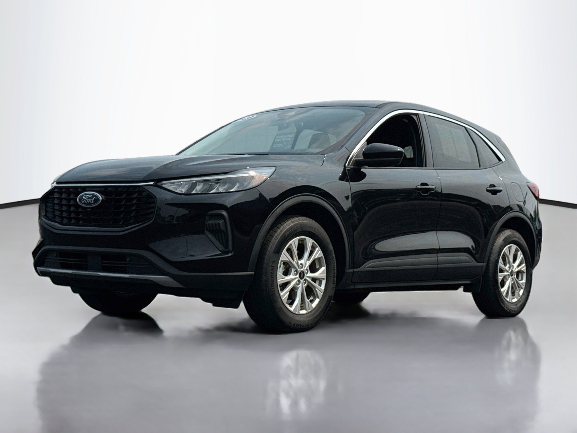 Certified 2023 Ford Escape Active w/ Tech Pack #2 AWD/4WD image 3