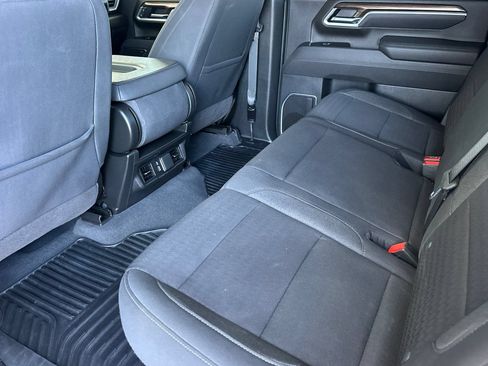 Used 2025 Chevrolet Silverado 2500 LT w/ Convenience Package AWD/4WD image 14