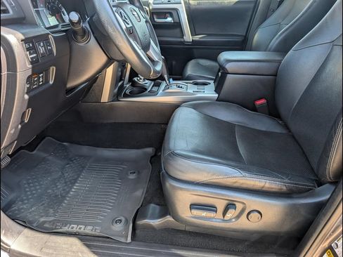 Used 2018 Toyota 4Runner Limited AWD/4WD image 12