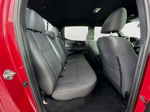 Used 2019 Toyota Tacoma TRD Sport RWD image 40