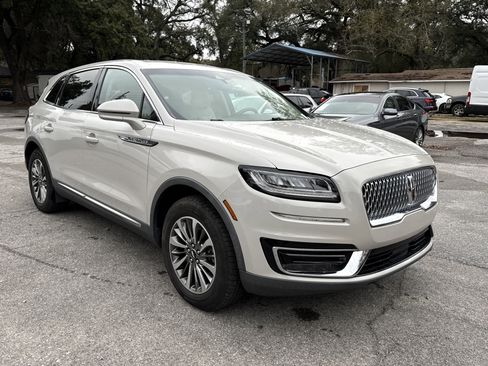 Used 2019 Lincoln Nautilus Select image 7
