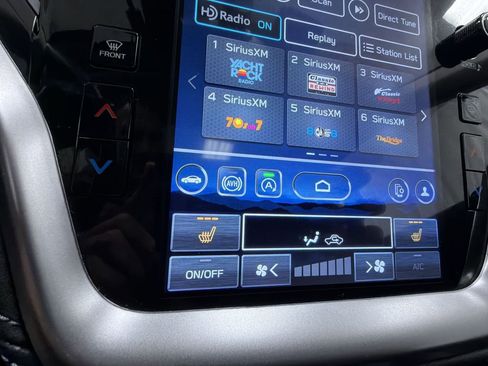 Used 2024 Subaru Outback Limited image 23