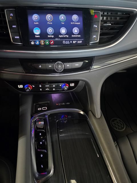Used 2024 Buick Enclave Essence w/ Experience Buick Package AWD/4WD image 30