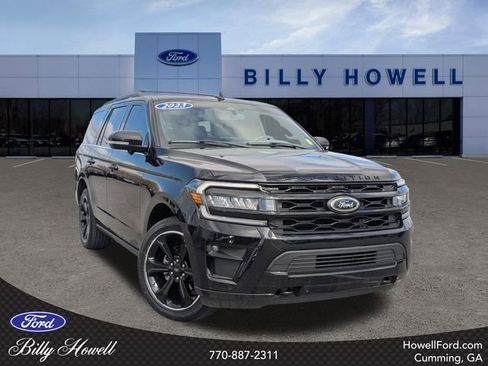 Used 2023 Ford Expedition Limited image 1