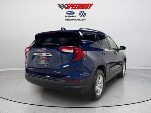 Used 2023 GMC Terrain SLE w/ Driver Convenience Package AWD/4WD image 6