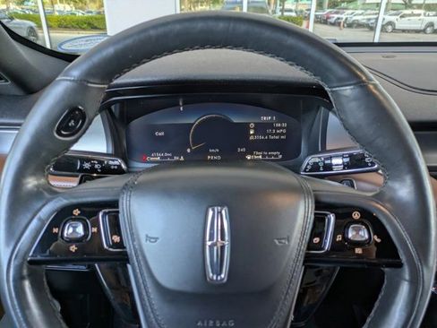 Used 2022 Lincoln Aviator Reserve w/ Equipment Group 201A image 27