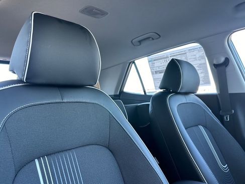 New 2026 Hyundai Venue SEL FWD image 17