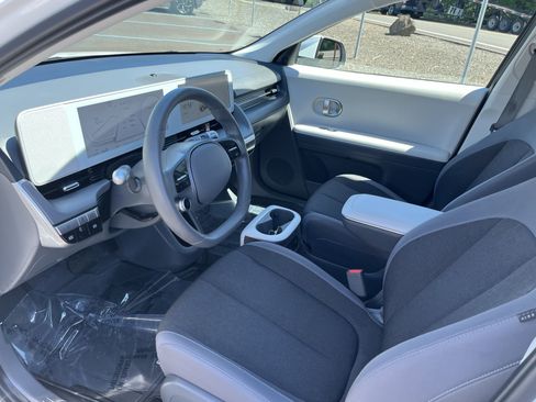 Certified 2024 Hyundai Ioniq 5 SEL RWD image 9