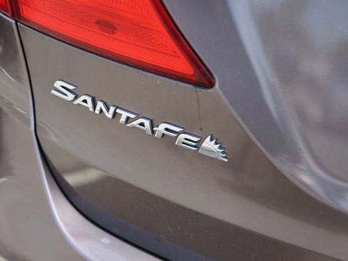 Used 2015 Hyundai Santa Fe GLS w/ Option Group 03 AWD/4WD image 7